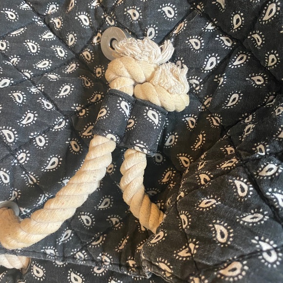 Cute designed black and white casual backpack - Picture 7 of 8